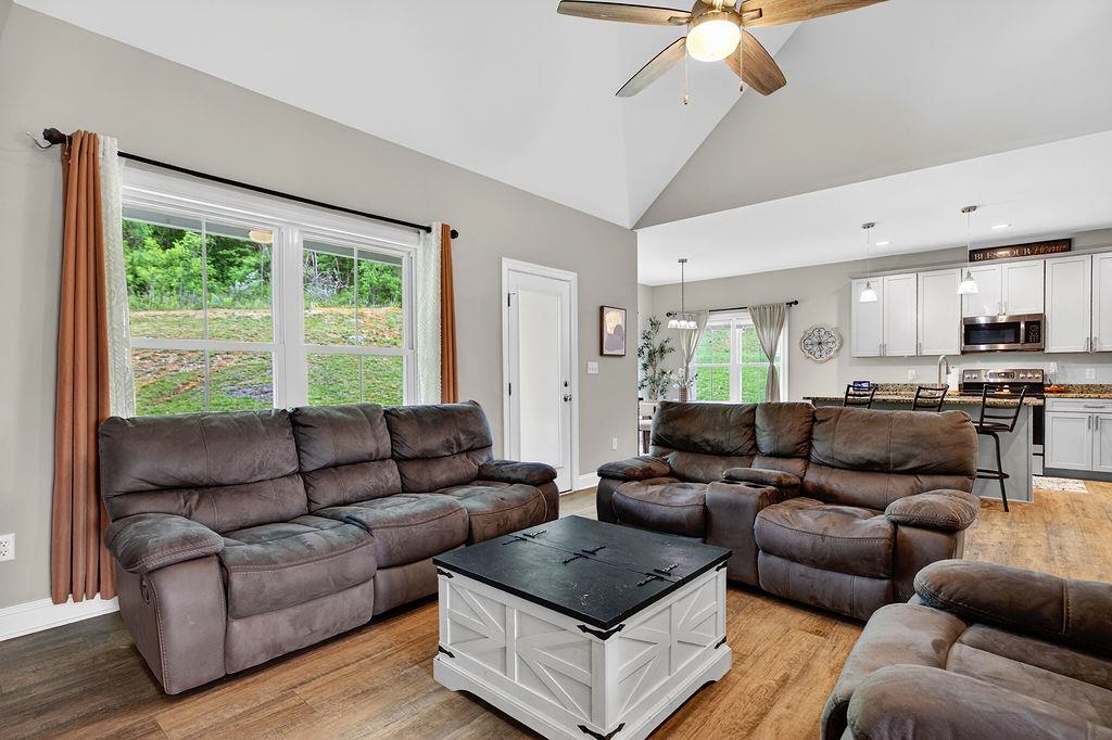 49 MCILWEE LN, STAUNTON, Virginia 24401, 4 Bedrooms Bedrooms, ,2 BathroomsBathrooms,Residential,49 MCILWEE LN,677871 MLS # 677871