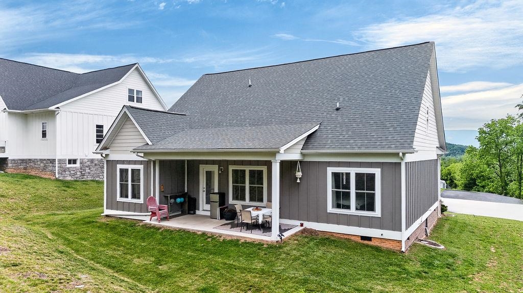 49 MCILWEE LN, STAUNTON, Virginia 24401, 4 Bedrooms Bedrooms, ,2 BathroomsBathrooms,Residential,49 MCILWEE LN,677871 MLS # 677871