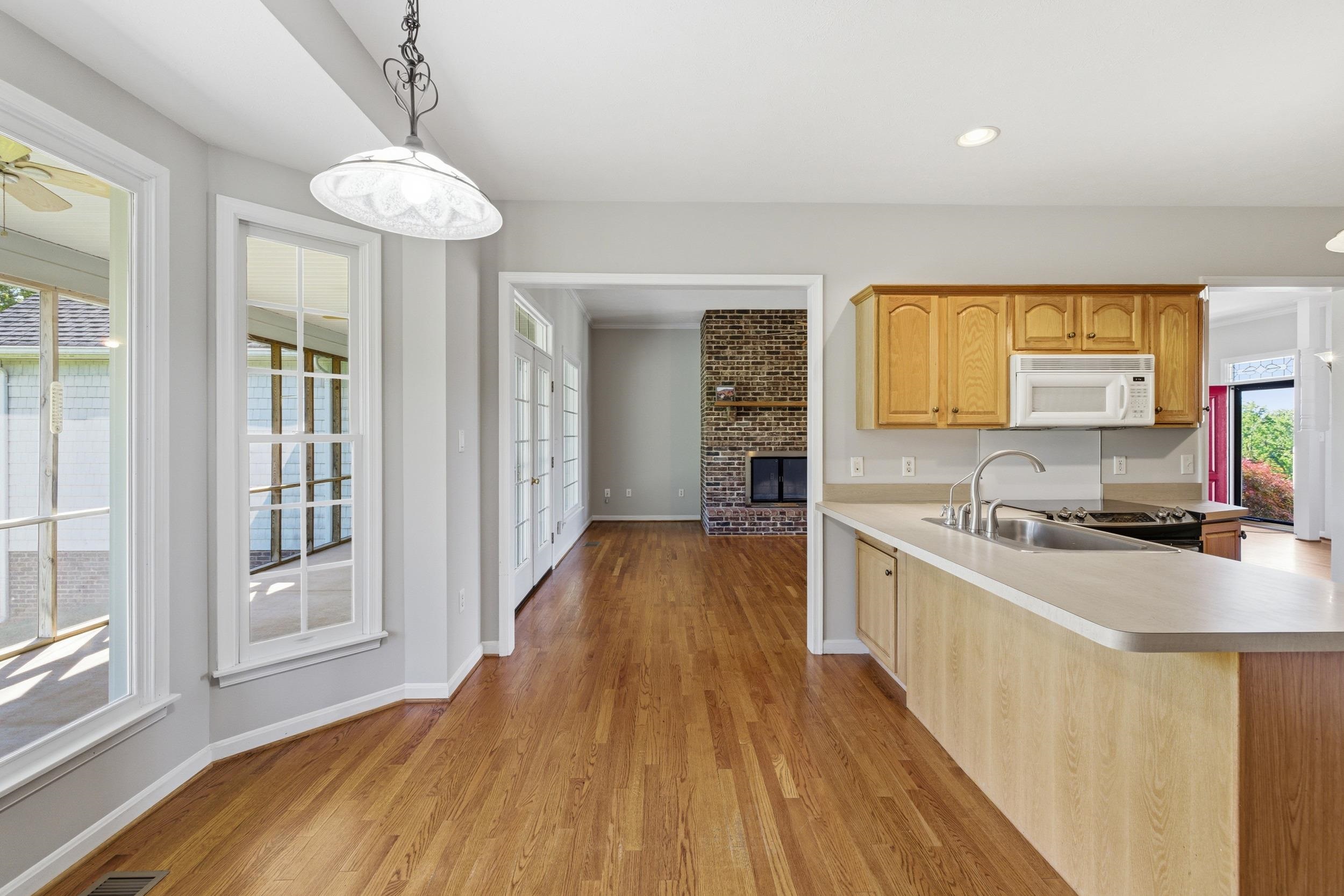 128 FAIRVIEW CIR, WOODSTOCK, Virginia 22664, 5 Bedrooms Bedrooms, ,4 BathroomsBathrooms,Residential,128 FAIRVIEW CIR,677878 MLS # 677878
