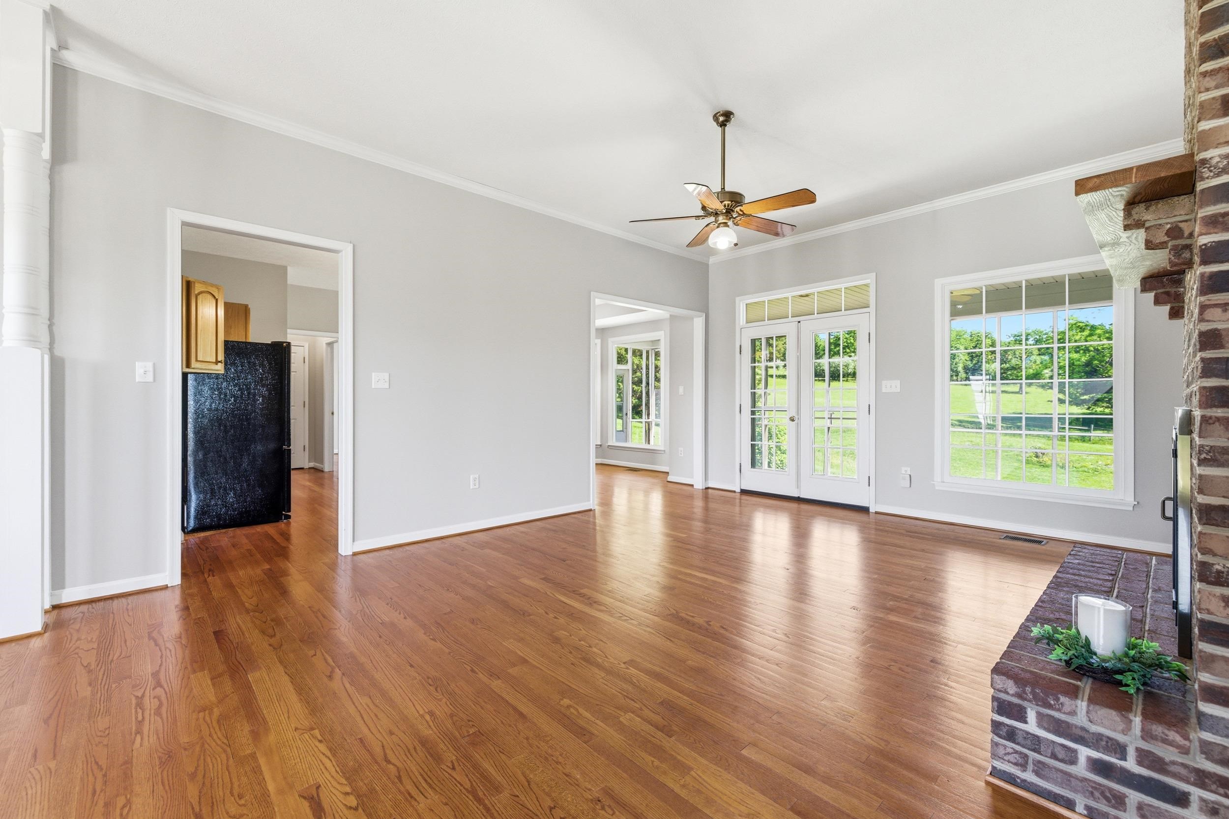 128 FAIRVIEW CIR, WOODSTOCK, Virginia 22664, 5 Bedrooms Bedrooms, ,4 BathroomsBathrooms,Residential,128 FAIRVIEW CIR,677878 MLS # 677878