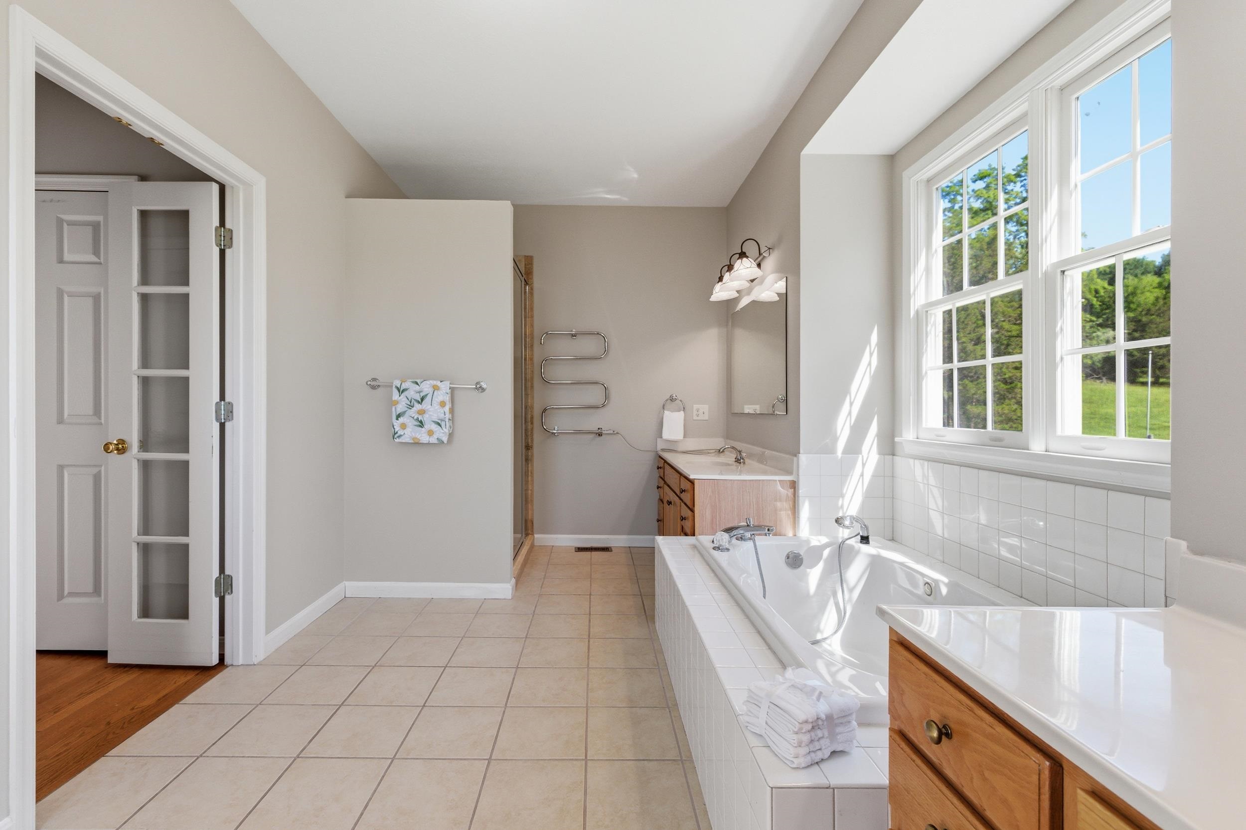 128 FAIRVIEW CIR, WOODSTOCK, Virginia 22664, 5 Bedrooms Bedrooms, ,4 BathroomsBathrooms,Residential,128 FAIRVIEW CIR,677878 MLS # 677878