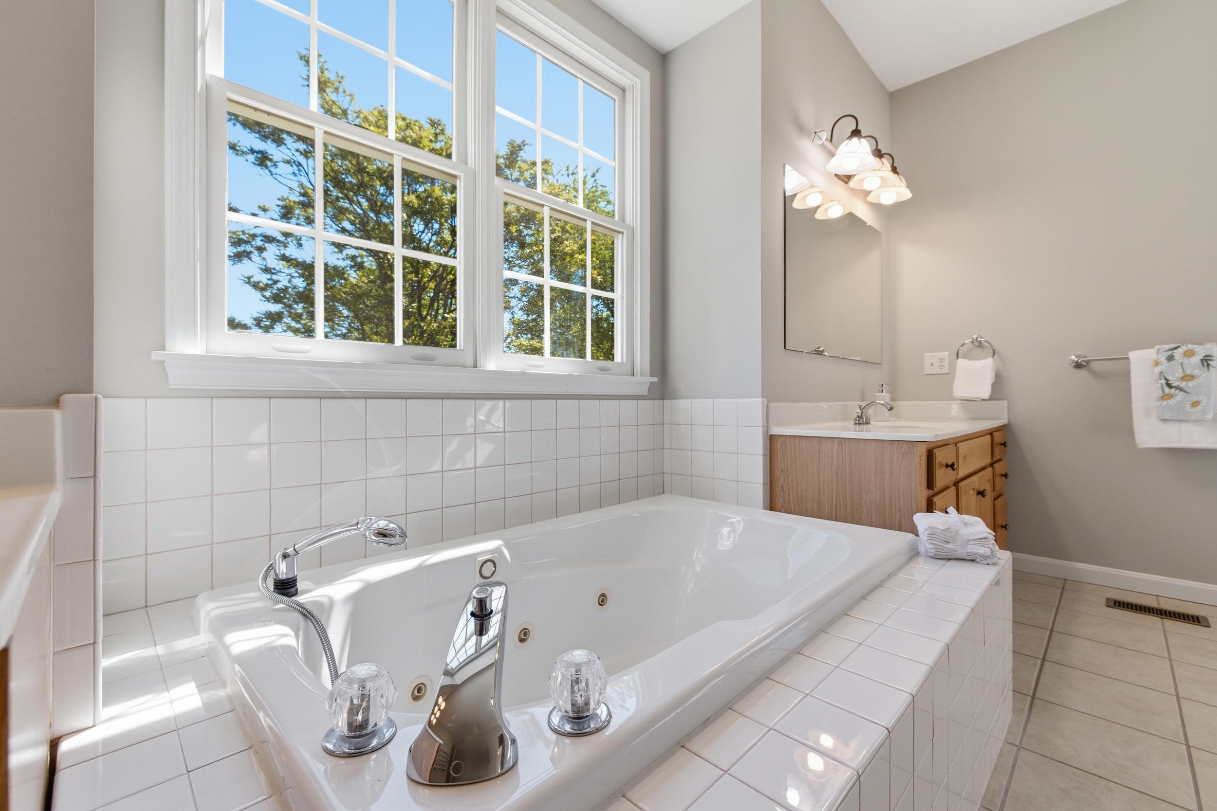 128 FAIRVIEW CIR, WOODSTOCK, Virginia 22664, 5 Bedrooms Bedrooms, ,4 BathroomsBathrooms,Residential,128 FAIRVIEW CIR,677878 MLS # 677878