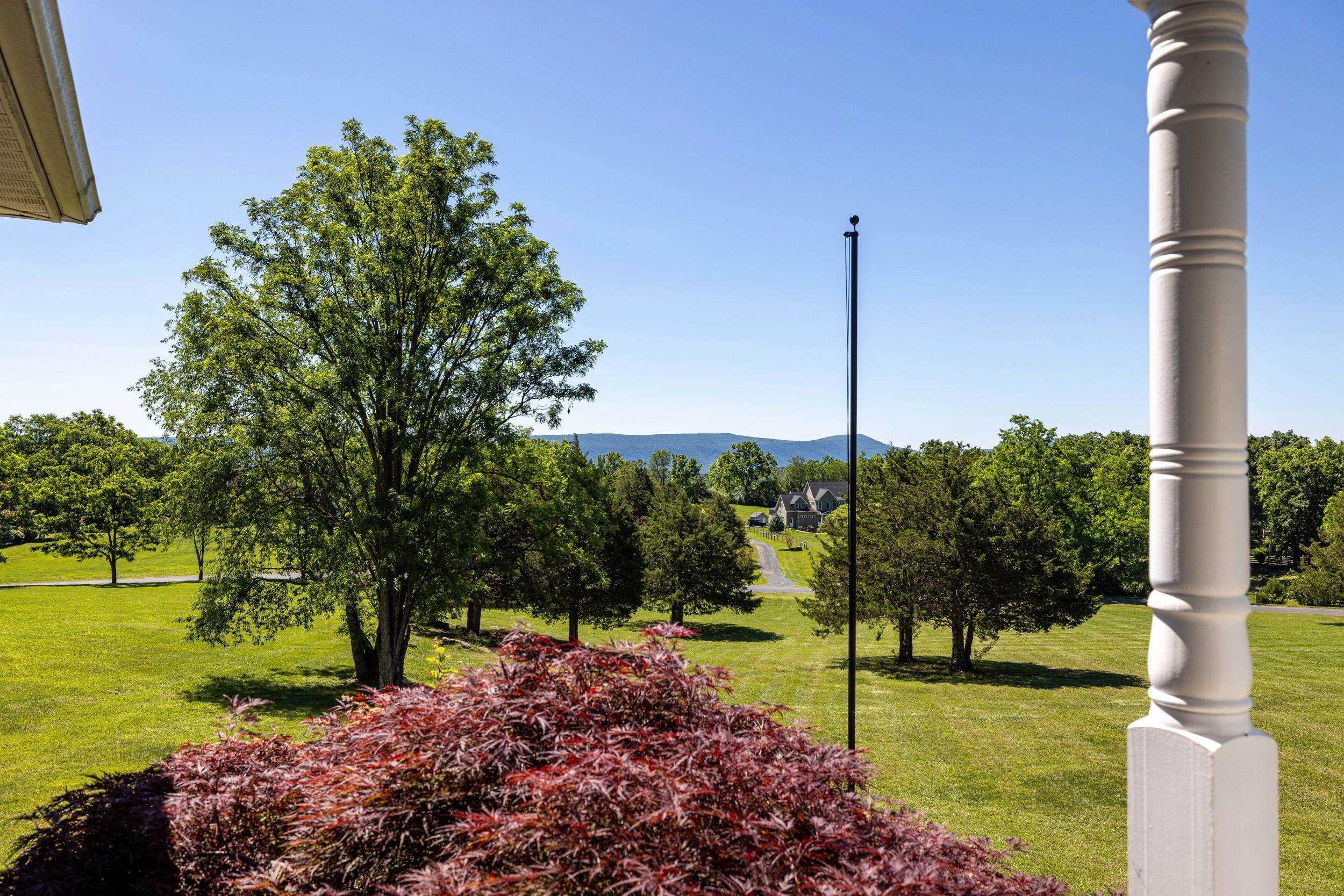 128 FAIRVIEW CIR, WOODSTOCK, Virginia 22664, 5 Bedrooms Bedrooms, ,4 BathroomsBathrooms,Residential,128 FAIRVIEW CIR,677878 MLS # 677878