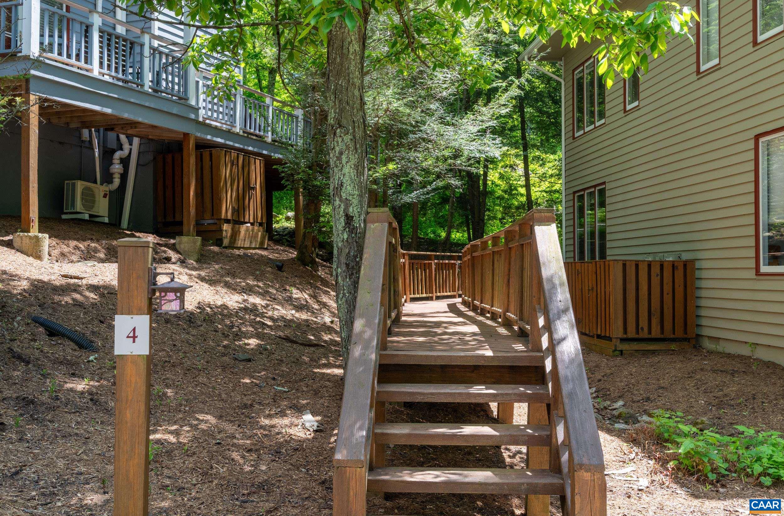 4 TRILLIUM LN, WINTERGREEN RESORT, Virginia 22967, 4 Bedrooms Bedrooms, ,3 BathroomsBathrooms,Residential,11E-R-B4,4 TRILLIUM LN,677881 MLS # 677881
