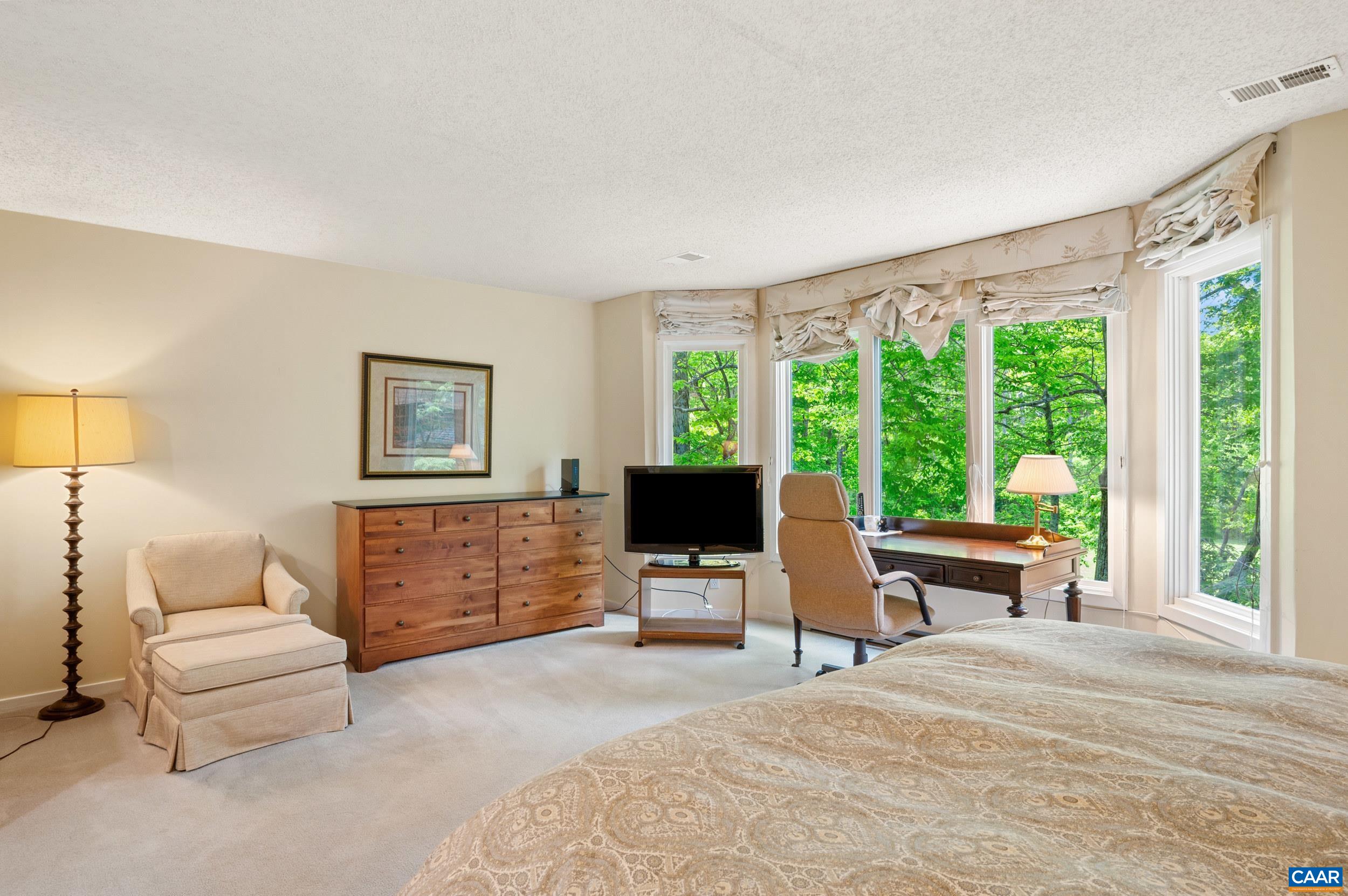 4 TRILLIUM LN, WINTERGREEN RESORT, Virginia 22967, 4 Bedrooms Bedrooms, ,3 BathroomsBathrooms,Residential,11E-R-B4,4 TRILLIUM LN,677881 MLS # 677881