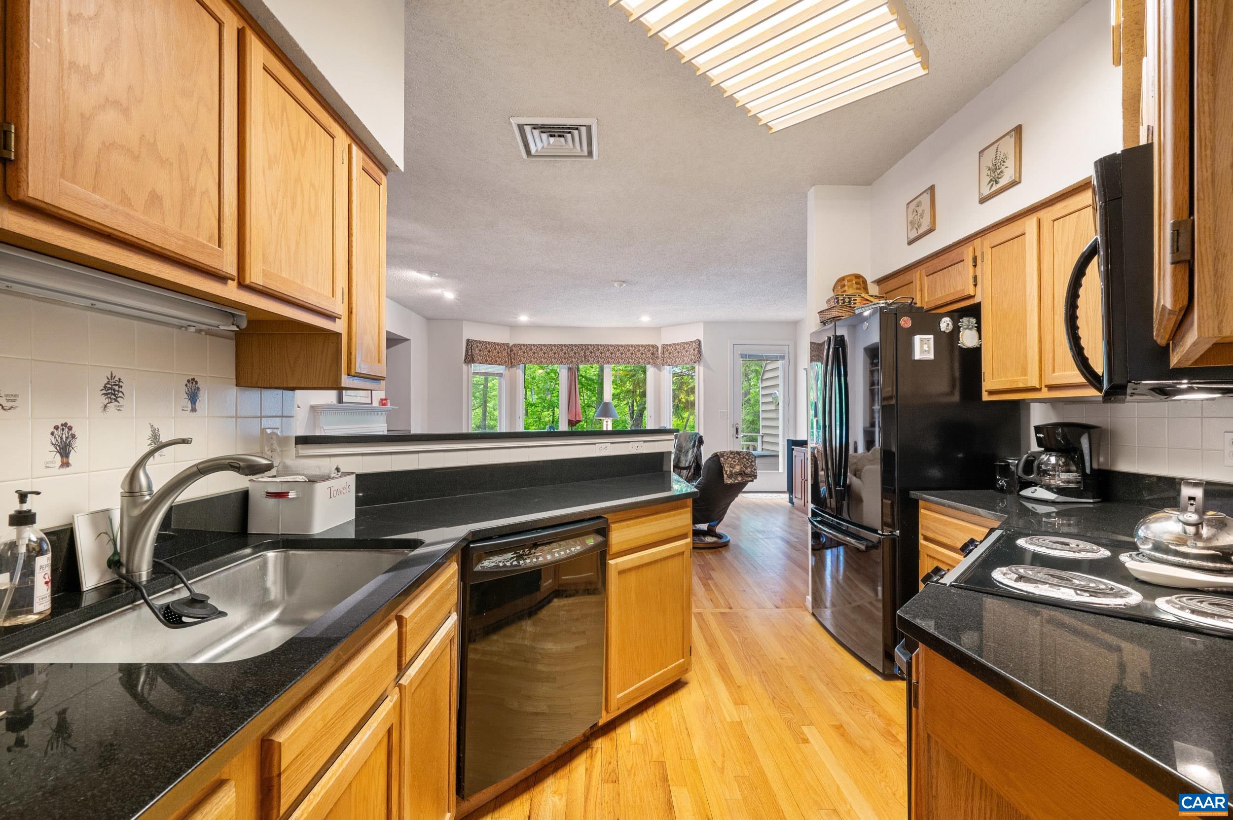 4 TRILLIUM LN, WINTERGREEN RESORT, Virginia 22967, 4 Bedrooms Bedrooms, ,3 BathroomsBathrooms,Residential,11E-R-B4,4 TRILLIUM LN,677881 MLS # 677881