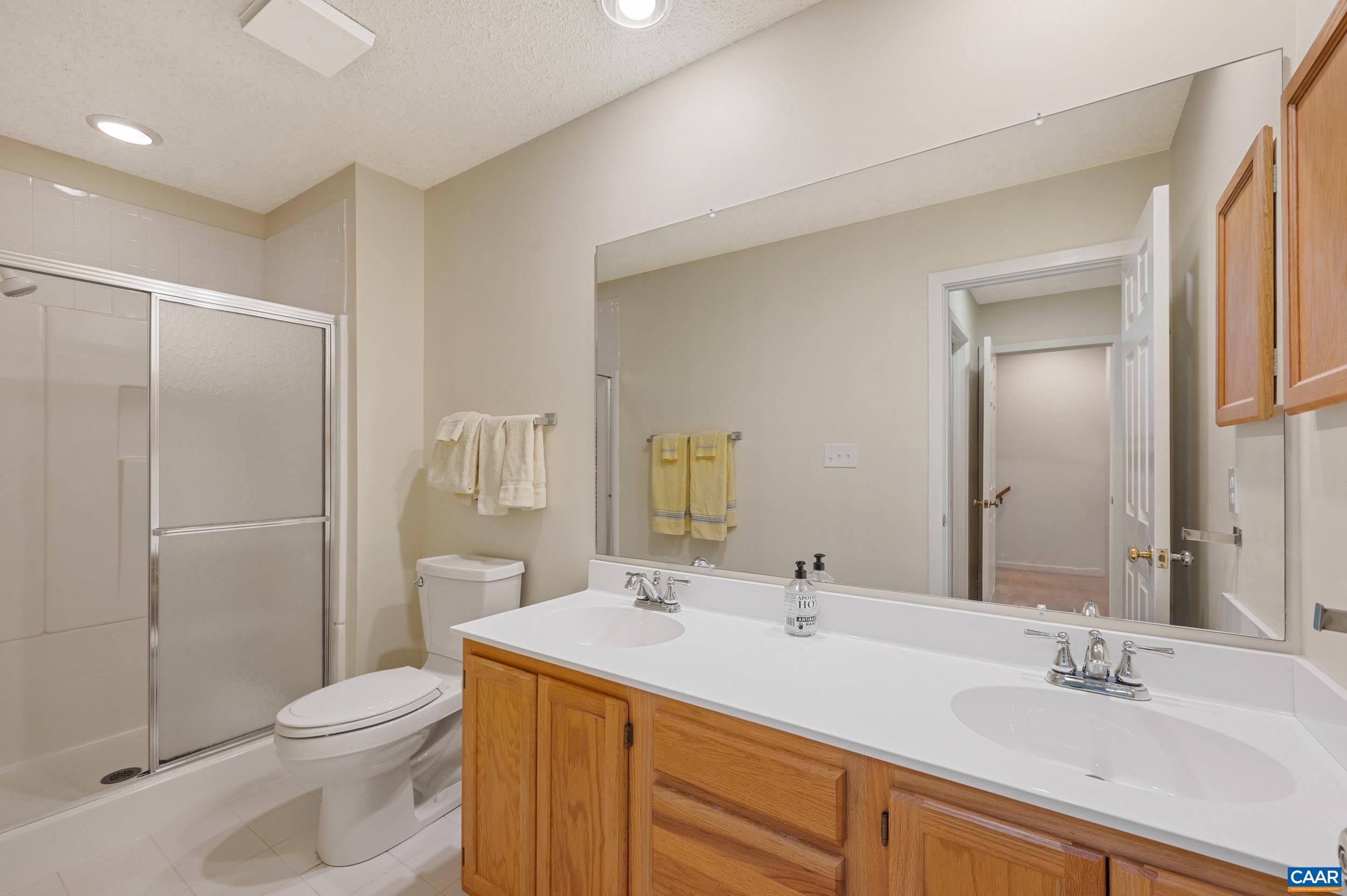 4 TRILLIUM LN, WINTERGREEN RESORT, Virginia 22967, 4 Bedrooms Bedrooms, ,3 BathroomsBathrooms,Residential,11E-R-B4,4 TRILLIUM LN,677881 MLS # 677881