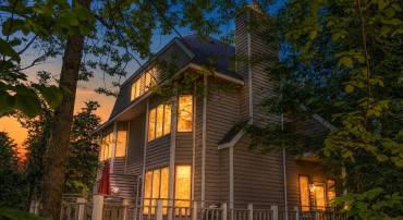 4 TRILLIUM LN, WINTERGREEN RESORT, Virginia 22967, 4 Bedrooms Bedrooms, ,3 BathroomsBathrooms,Residential,11E-R-B4,4 TRILLIUM LN,677881 MLS # 677881