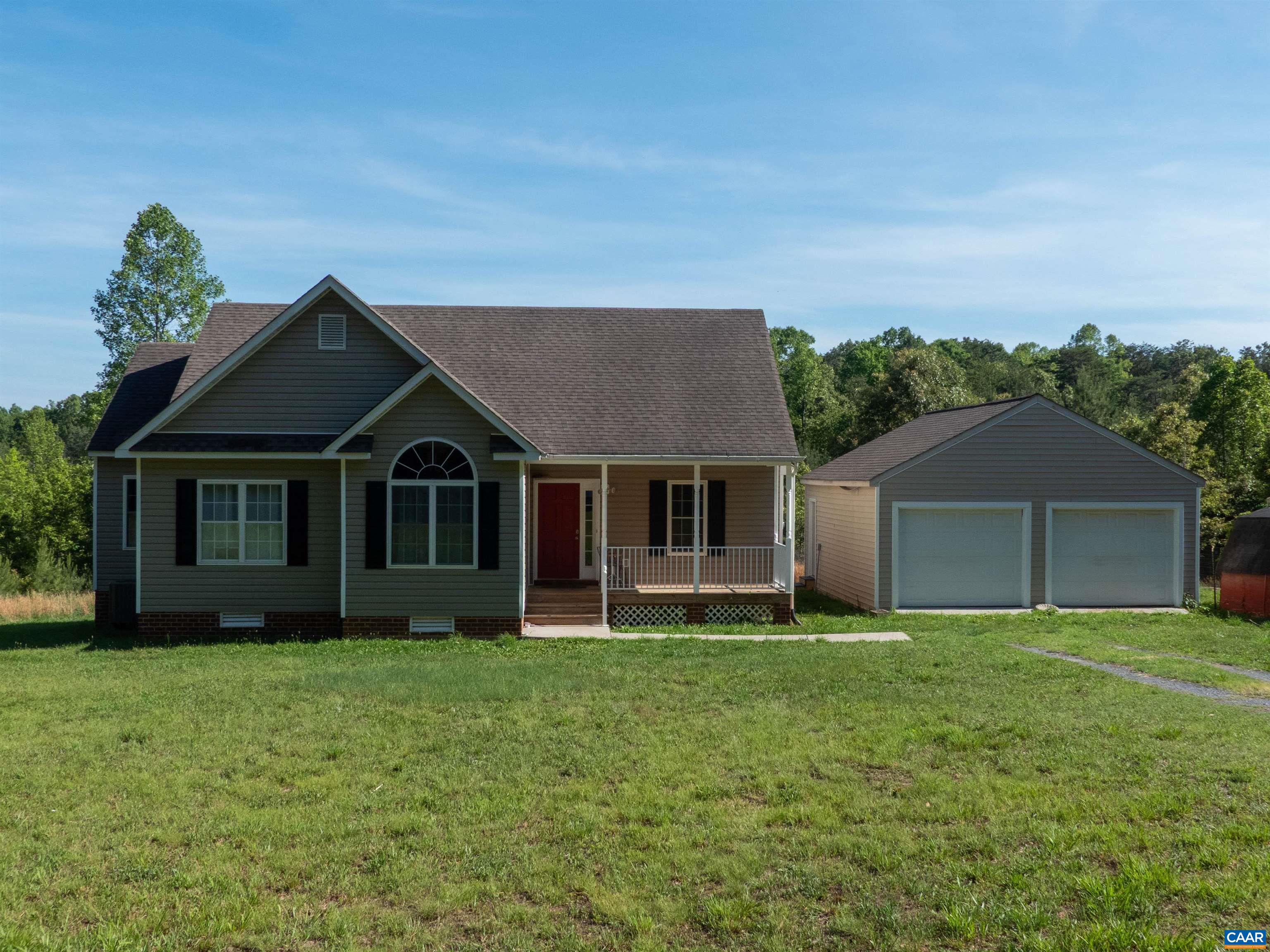 1307 HARDWARE RD, SCOTTSVILLE, Virginia 24590, 3 Bedrooms Bedrooms, ,2 BathroomsBathrooms,Residential,1307 HARDWARE RD,677883 MLS # 677883