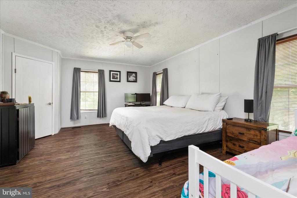 6499 BROWNING RD, CULPEPER, Virginia 22701, 3 Bedrooms Bedrooms, ,2 BathroomsBathrooms,Residential,6499 BROWNING RD,VAOR2014262 MLS # VAOR2014262
