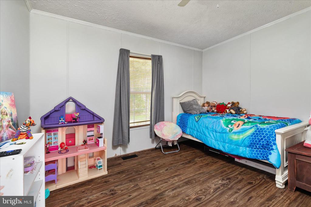 6499 BROWNING RD, CULPEPER, Virginia 22701, 3 Bedrooms Bedrooms, ,2 BathroomsBathrooms,Residential,6499 BROWNING RD,VAOR2014262 MLS # VAOR2014262