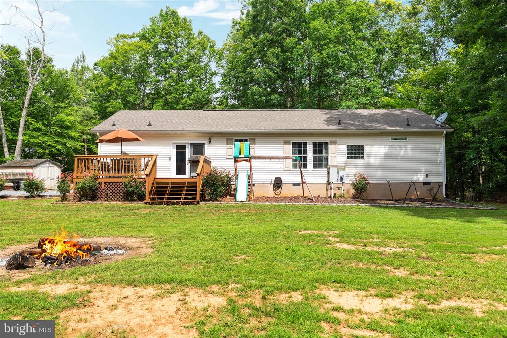6499 BROWNING RD, CULPEPER, Virginia 22701, 3 Bedrooms Bedrooms, ,2 BathroomsBathrooms,Residential,6499 BROWNING RD,VAOR2014262 MLS # VAOR2014262