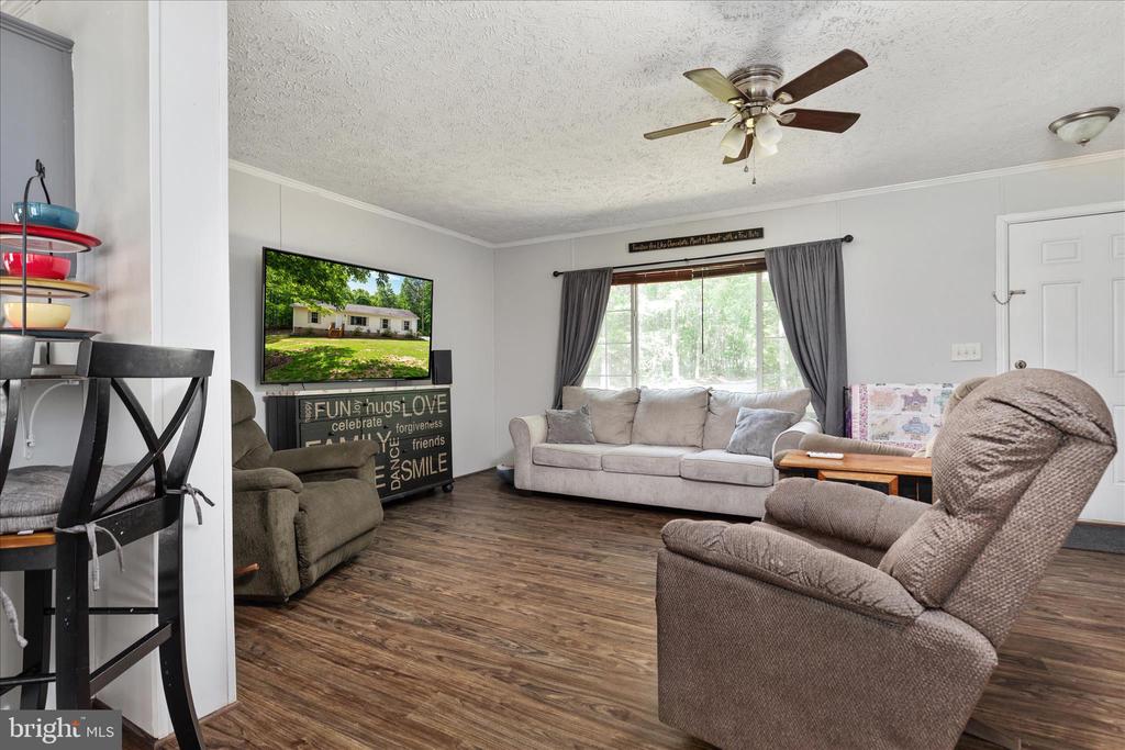 6499 BROWNING RD, CULPEPER, Virginia 22701, 3 Bedrooms Bedrooms, ,2 BathroomsBathrooms,Residential,6499 BROWNING RD,VAOR2014262 MLS # VAOR2014262