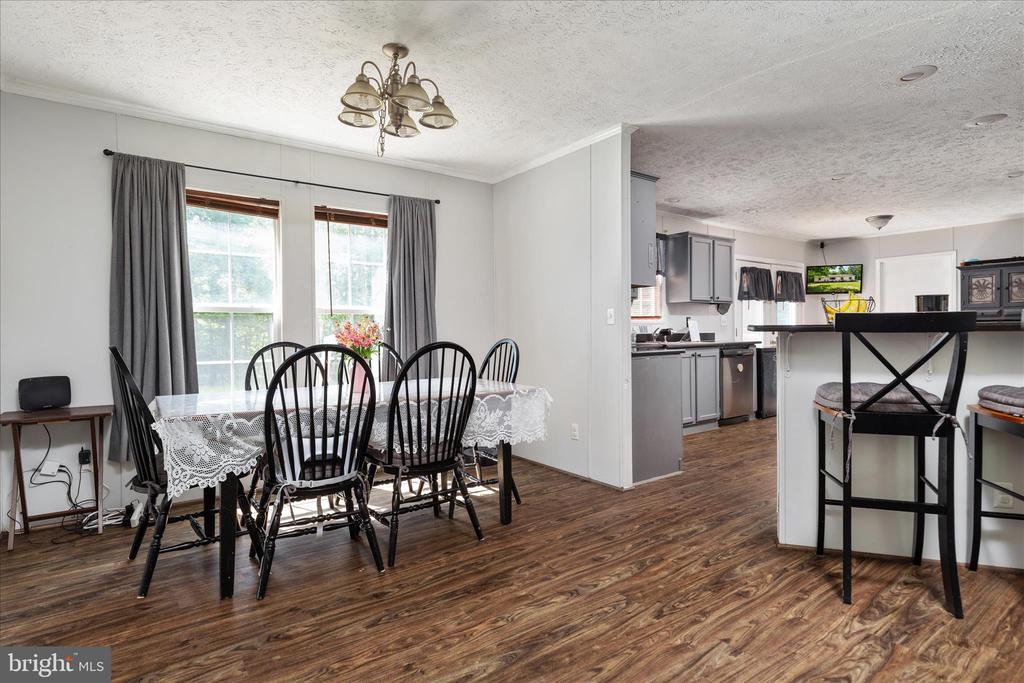 6499 BROWNING RD, CULPEPER, Virginia 22701, 3 Bedrooms Bedrooms, ,2 BathroomsBathrooms,Residential,6499 BROWNING RD,VAOR2014262 MLS # VAOR2014262