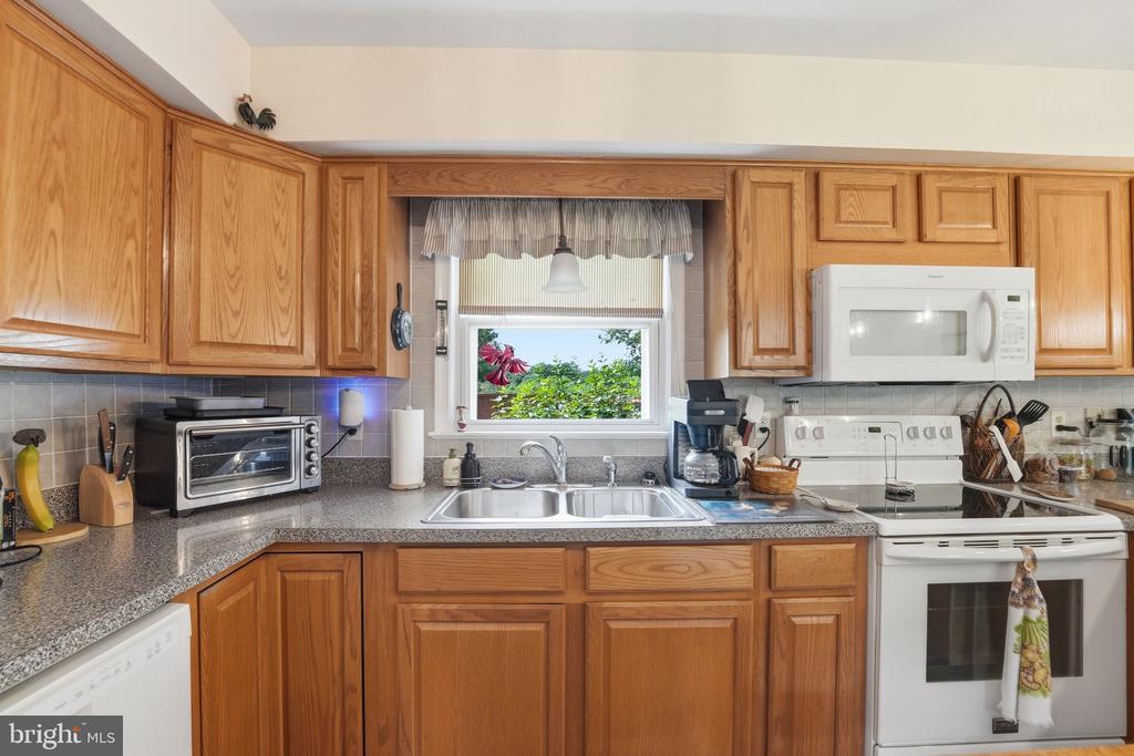 12332 LINDANN LN, CULPEPER, Virginia 22701, 3 Bedrooms Bedrooms, ,3 BathroomsBathrooms,Residential,12332 LINDANN LN,VACU2013840 MLS # VACU2013840