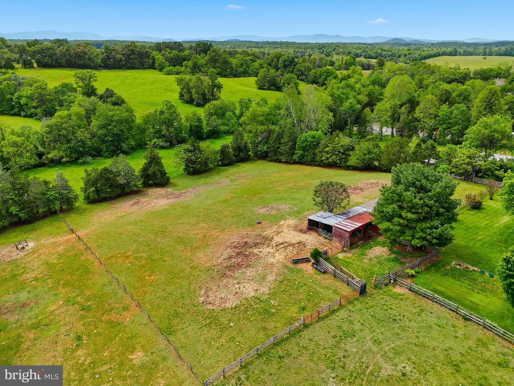 12332 LINDANN LN, CULPEPER, Virginia 22701, 3 Bedrooms Bedrooms, ,3 BathroomsBathrooms,Residential,12332 LINDANN LN,VACU2013840 MLS # VACU2013840