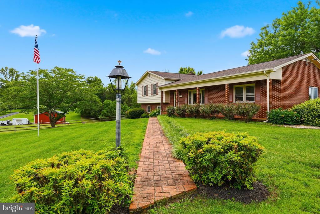 12332 LINDANN LN, CULPEPER, Virginia 22701, 3 Bedrooms Bedrooms, ,3 BathroomsBathrooms,Residential,12332 LINDANN LN,VACU2013840 MLS # VACU2013840
