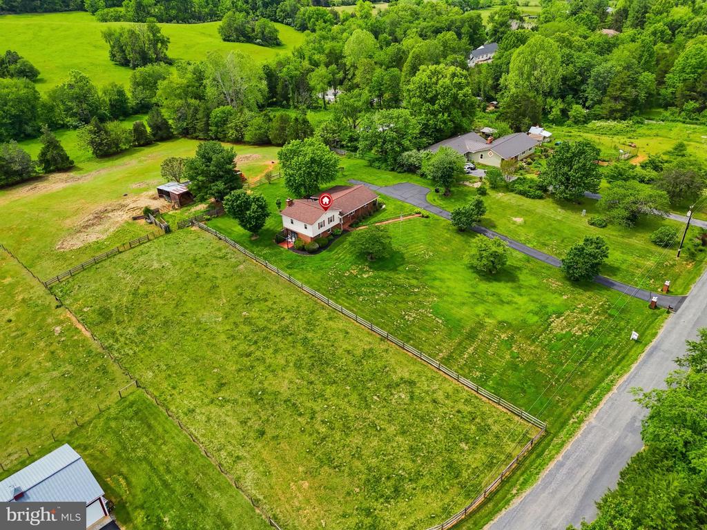 12332 LINDANN LN, CULPEPER, Virginia 22701, 3 Bedrooms Bedrooms, ,3 BathroomsBathrooms,Residential,12332 LINDANN LN,VACU2013840 MLS # VACU2013840