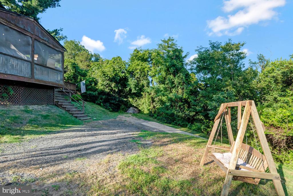 6235 S PAGE VALLEY RD, LURAY, Virginia 22835, 3 Bedrooms Bedrooms, ,1 BathroomBathrooms,Residential,6235 S PAGE VALLEY RD,VAPA2006516 MLS # VAPA2006516