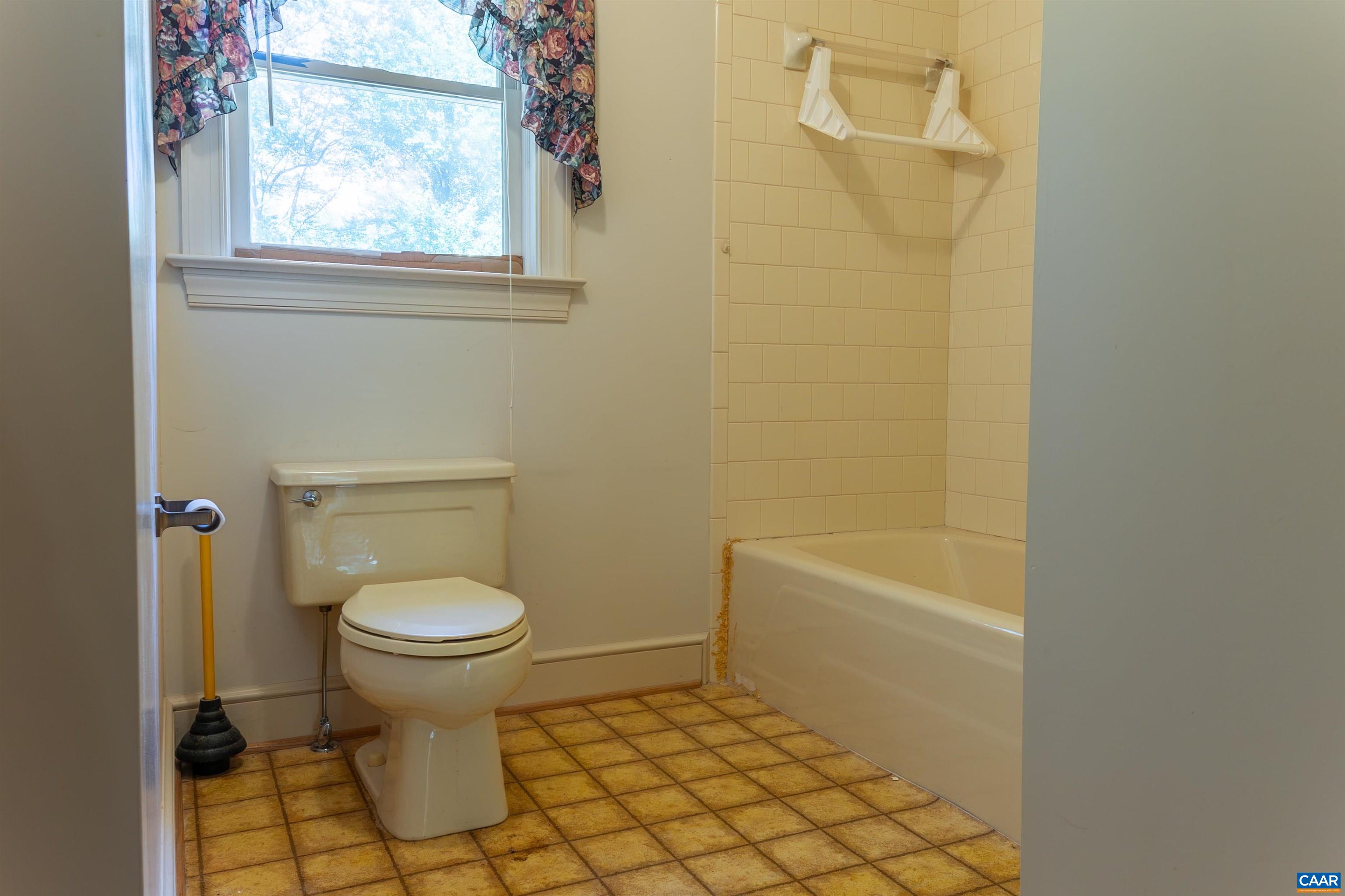 570 FORREST RD, CHARLOTTESVILLE, Virginia 22902, 3 Bedrooms Bedrooms, ,3 BathroomsBathrooms,Residential,570 FORREST RD,677665 MLS # 677665