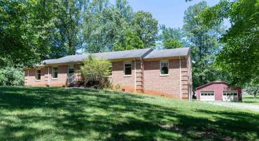570 FORREST RD, CHARLOTTESVILLE, Virginia 22902, 3 Bedrooms Bedrooms, ,3 BathroomsBathrooms,Residential,570 FORREST RD,677665 MLS # 677665