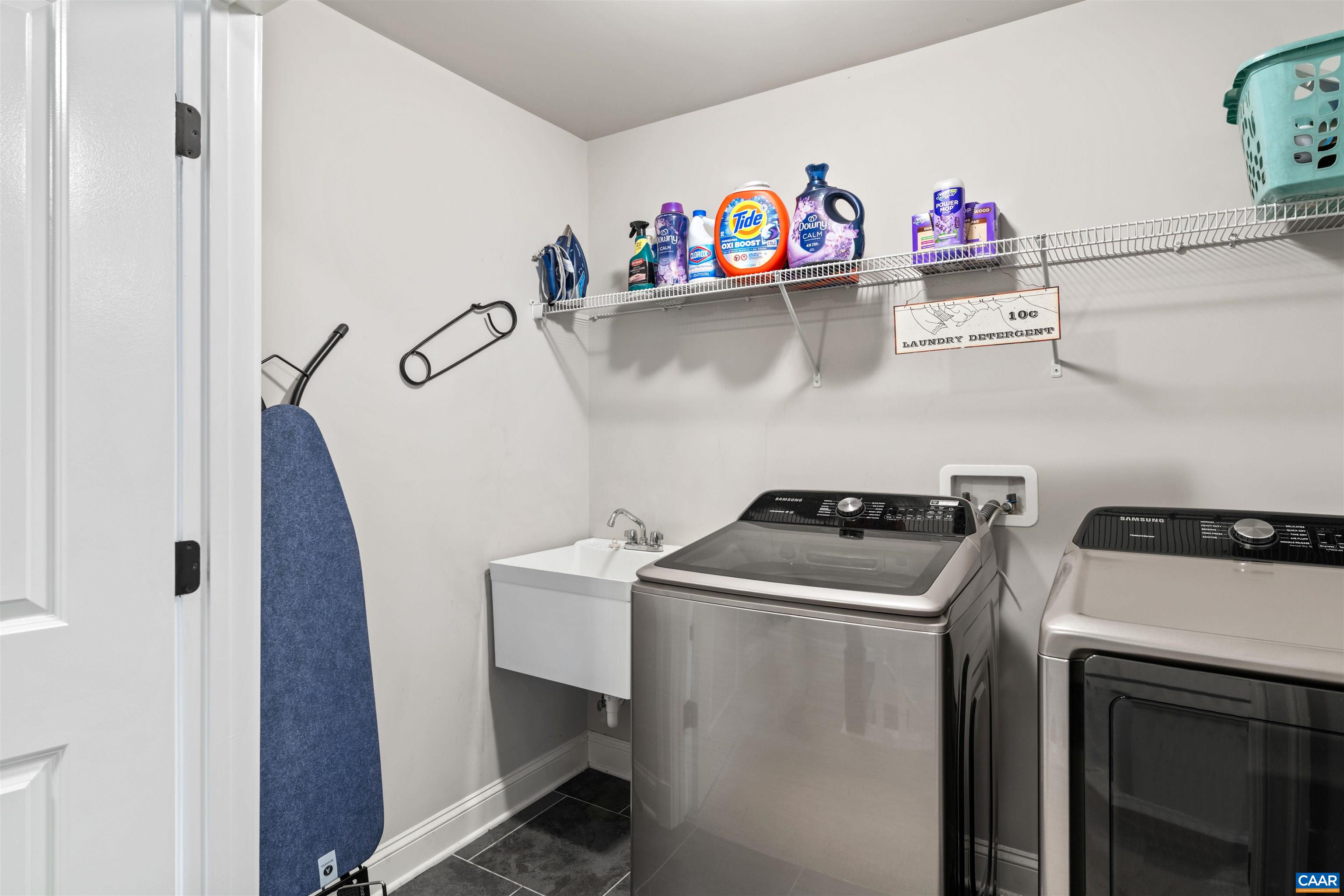 756 HIGHGATE ROW, CROZET, Virginia 22932, 4 Bedrooms Bedrooms, ,2 BathroomsBathrooms,Residential,756 HIGHGATE ROW,677888 MLS # 677888
