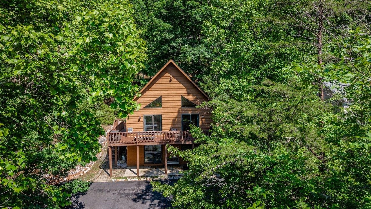 5109 TREVINO DR, MCGAHEYSVILLE, Virginia 22840, 4 Bedrooms Bedrooms, ,4 BathroomsBathrooms,Residential,5109 TREVINO DR,677895 MLS # 677895