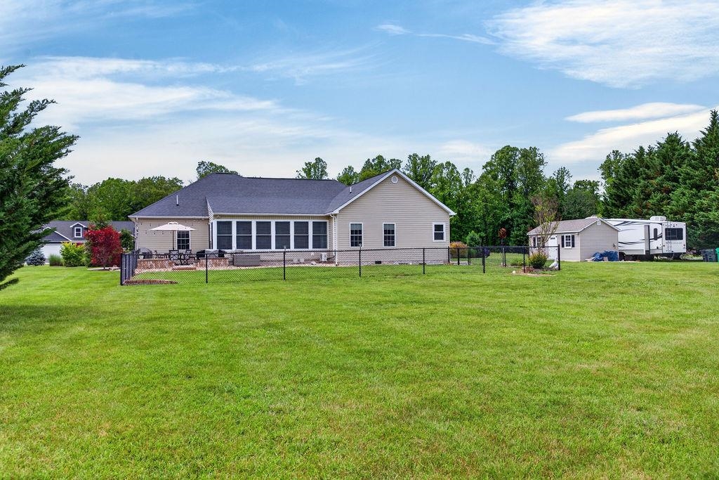 29 KENNEDY RIDGE CT, STUARTS DRAFT, Virginia 24477, 3 Bedrooms Bedrooms, ,2 BathroomsBathrooms,Residential,29 KENNEDY RIDGE CT,677896 MLS # 677896