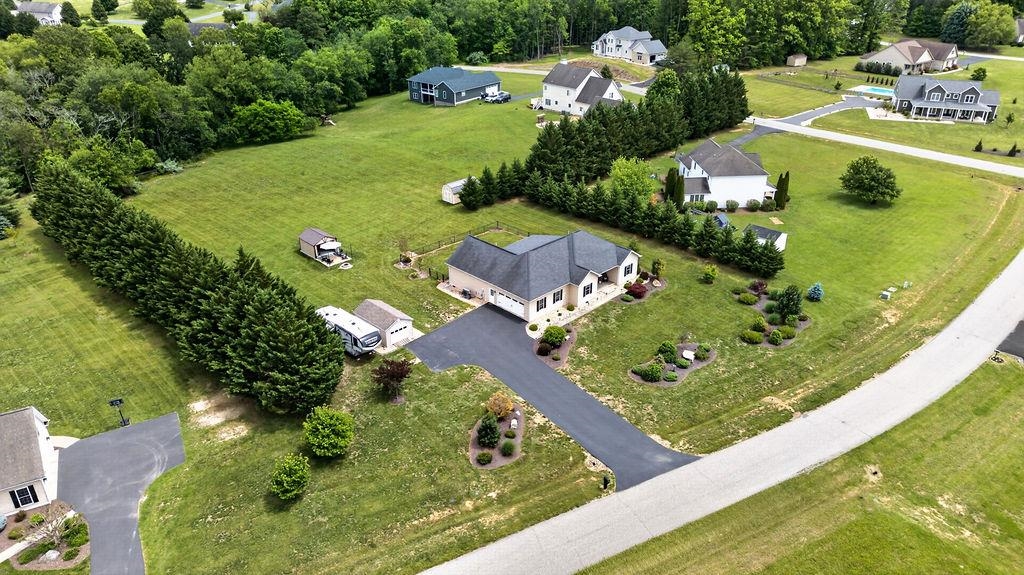 29 KENNEDY RIDGE CT, STUARTS DRAFT, Virginia 24477, 3 Bedrooms Bedrooms, ,2 BathroomsBathrooms,Residential,29 KENNEDY RIDGE CT,677896 MLS # 677896
