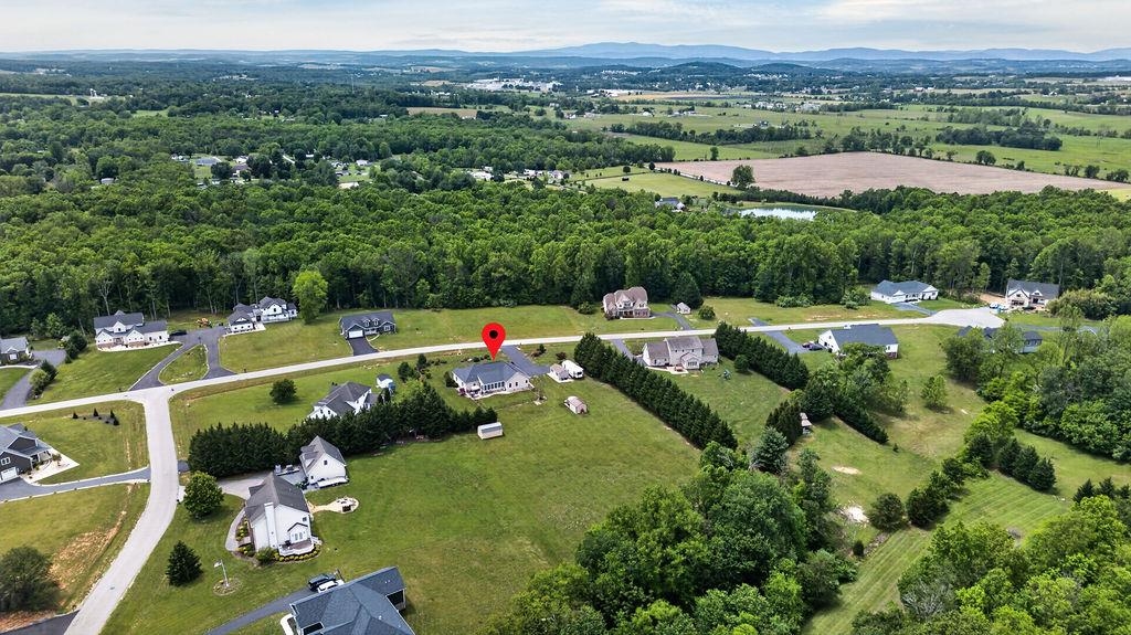 29 KENNEDY RIDGE CT, STUARTS DRAFT, Virginia 24477, 3 Bedrooms Bedrooms, ,2 BathroomsBathrooms,Residential,29 KENNEDY RIDGE CT,677896 MLS # 677896