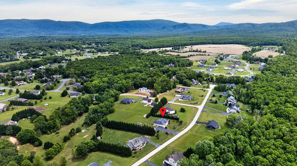29 KENNEDY RIDGE CT, STUARTS DRAFT, Virginia 24477, 3 Bedrooms Bedrooms, ,2 BathroomsBathrooms,Residential,29 KENNEDY RIDGE CT,677896 MLS # 677896