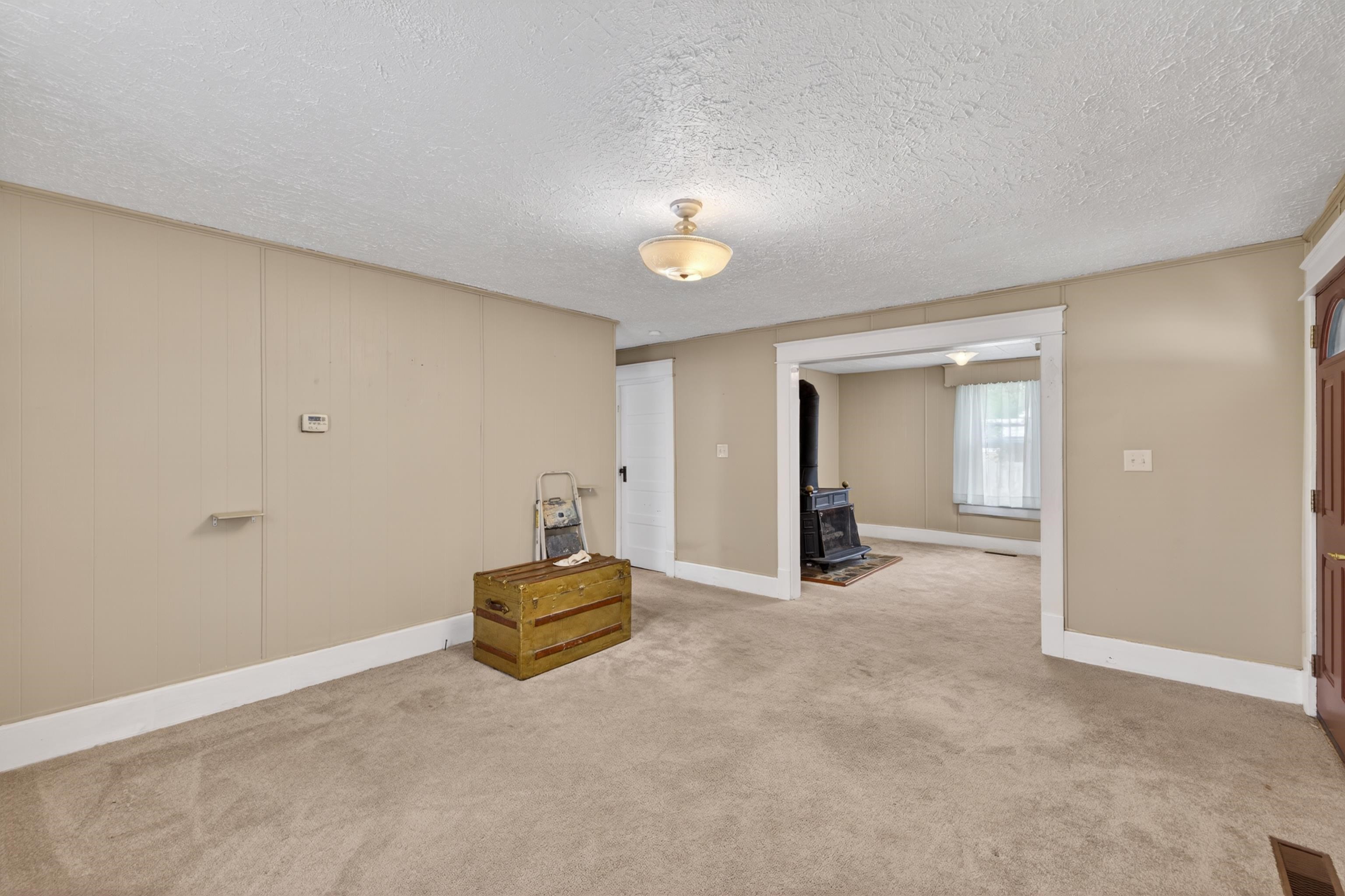 29 PORT REPUBLIC RD, HARRISONBURG, Virginia 22801, 3 Bedrooms Bedrooms, ,2 BathroomsBathrooms,Residential,29 PORT REPUBLIC RD,677903 MLS # 677903