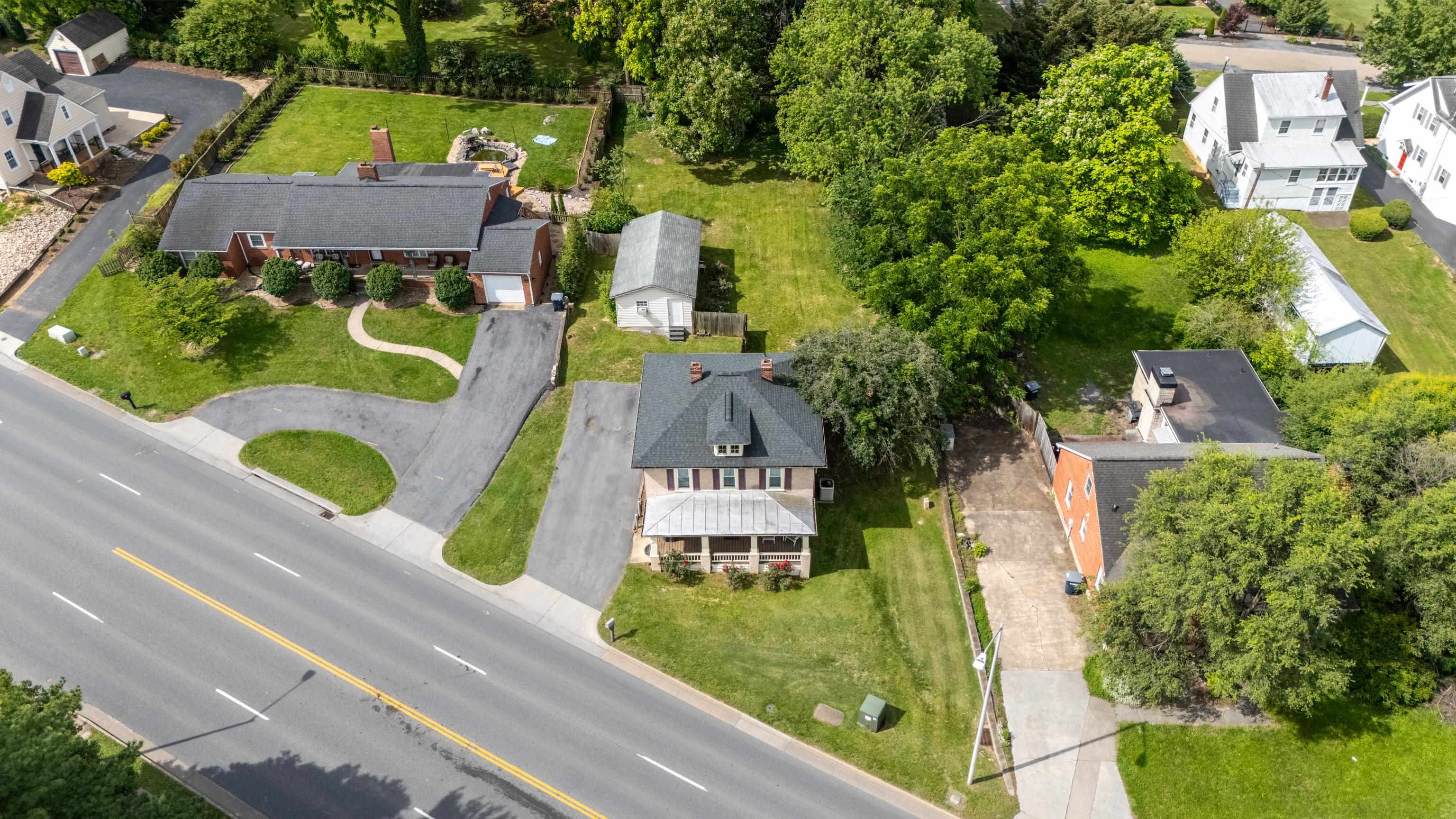29 PORT REPUBLIC RD, HARRISONBURG, Virginia 22801, 3 Bedrooms Bedrooms, ,2 BathroomsBathrooms,Residential,29 PORT REPUBLIC RD,677903 MLS # 677903