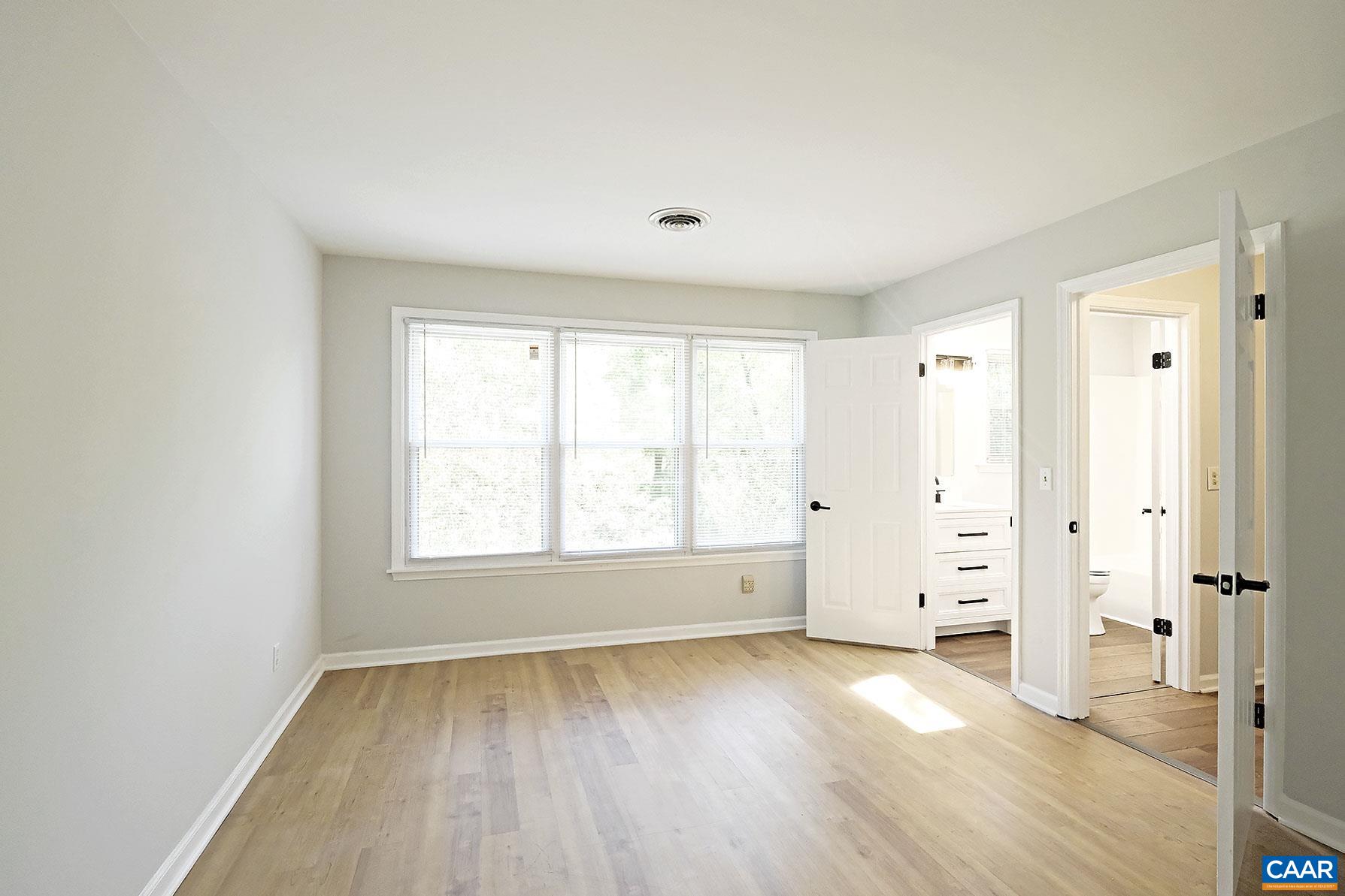 2131 VIBURNUM CT, CHARLOTTESVILLE, Virginia 22911, 3 Bedrooms Bedrooms, ,3 BathroomsBathrooms,Residential,2131 VIBURNUM CT,677904 MLS # 677904