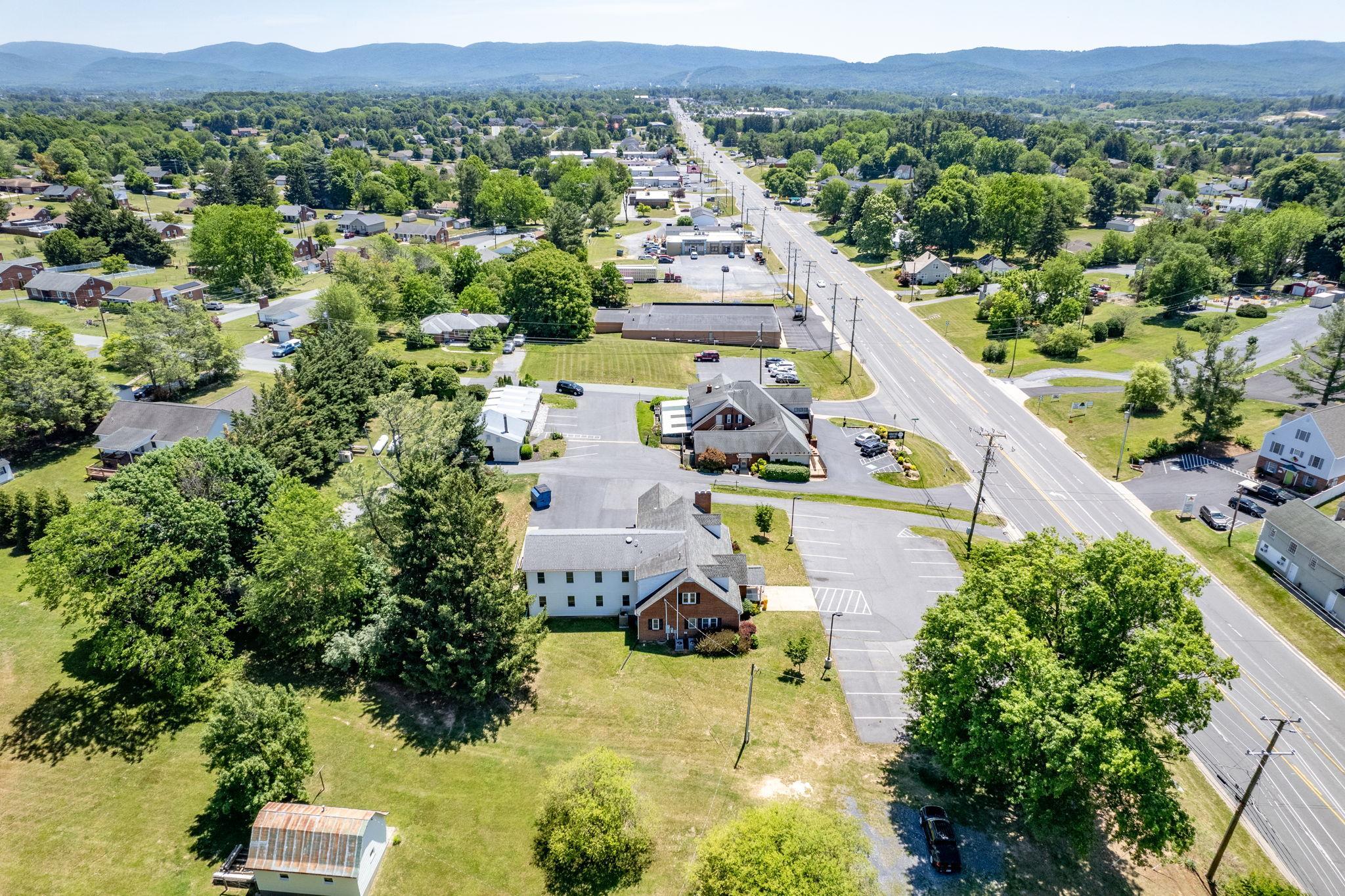 2352 JEFFERSON HWY, WAYNESBORO, Virginia 22980, ,Commercial,2352 JEFFERSON HWY,677936 MLS # 677936 2352 JEFFERSON HWY, WAYNESBORO, Virginia 22980, ,Commercial,2352 JEFFERSON HWY,677936 MLS # 677936