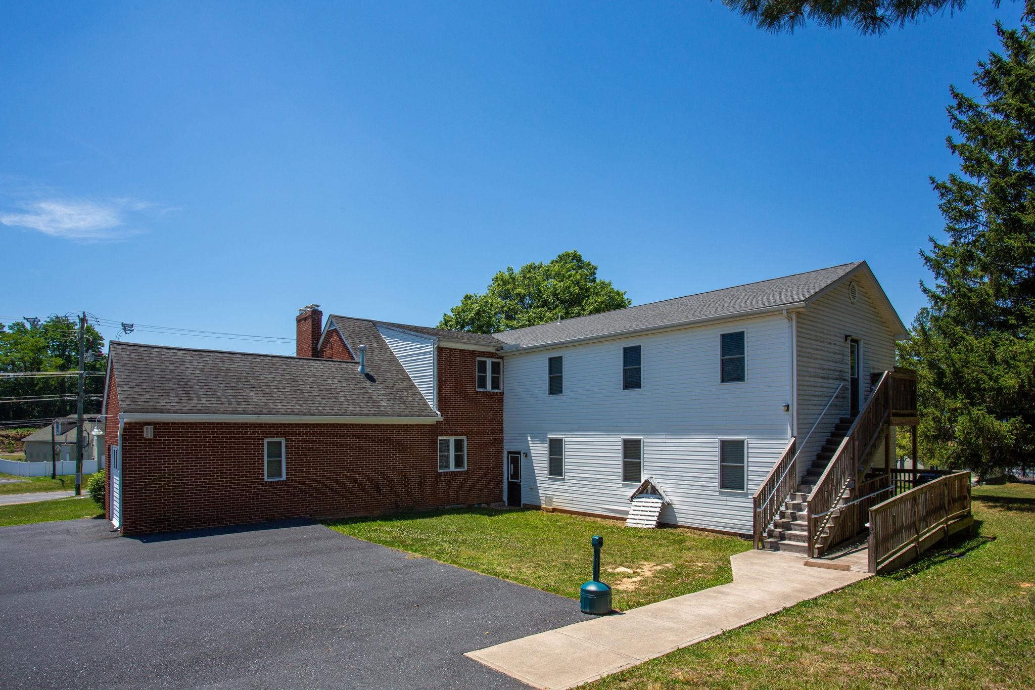 2352 JEFFERSON HWY, WAYNESBORO, Virginia 22980, ,Commercial,2352 JEFFERSON HWY,677936 MLS # 677936 2352 JEFFERSON HWY, WAYNESBORO, Virginia 22980, ,Commercial,2352 JEFFERSON HWY,677936 MLS # 677936
