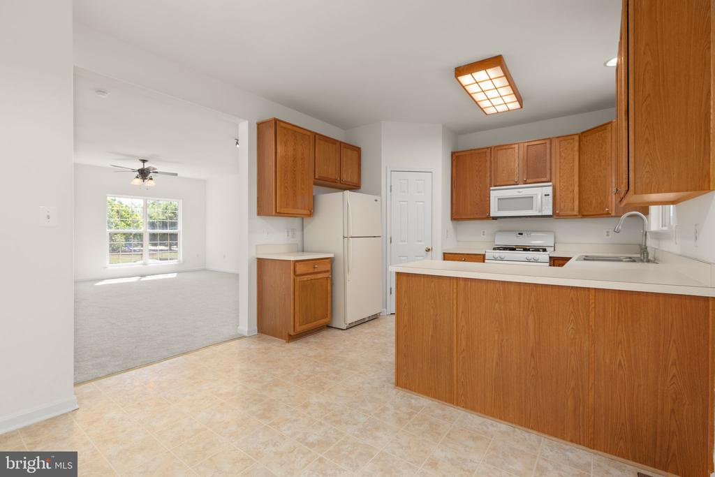 2312 FORSYTHIA DR, CULPEPER, Virginia 22701, 3 Bedrooms Bedrooms, ,2 BathroomsBathrooms,Residential,2312 FORSYTHIA DR,VACU2013392 MLS # VACU2013392