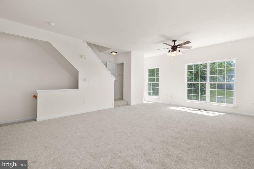 2312 FORSYTHIA DR, CULPEPER, Virginia 22701, 3 Bedrooms Bedrooms, ,2 BathroomsBathrooms,Residential,2312 FORSYTHIA DR,VACU2013392 MLS # VACU2013392