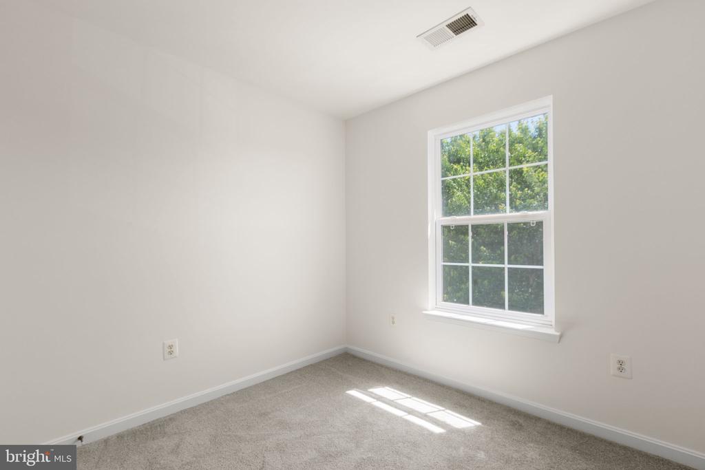 2312 FORSYTHIA DR, CULPEPER, Virginia 22701, 3 Bedrooms Bedrooms, ,2 BathroomsBathrooms,Residential,2312 FORSYTHIA DR,VACU2013392 MLS # VACU2013392