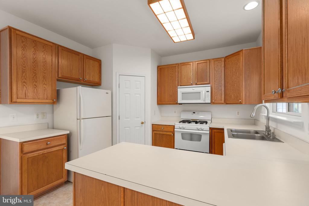 2312 FORSYTHIA DR, CULPEPER, Virginia 22701, 3 Bedrooms Bedrooms, ,2 BathroomsBathrooms,Residential,2312 FORSYTHIA DR,VACU2013392 MLS # VACU2013392