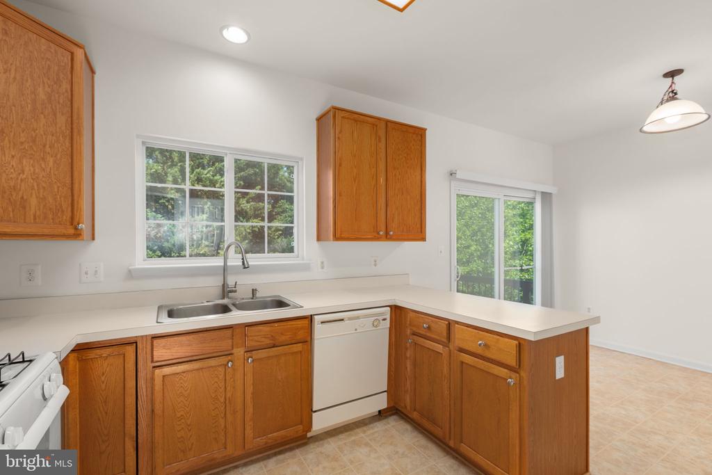 2312 FORSYTHIA DR, CULPEPER, Virginia 22701, 3 Bedrooms Bedrooms, ,2 BathroomsBathrooms,Residential,2312 FORSYTHIA DR,VACU2013392 MLS # VACU2013392