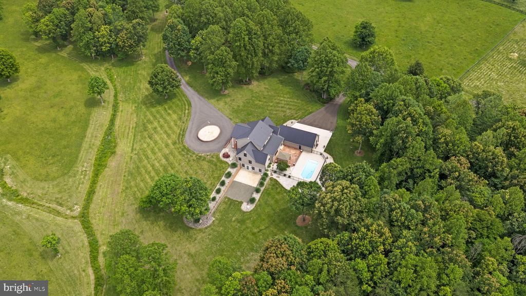 12048 BRISTERSBURG RD, MIDLAND, Virginia 22728, 4 Bedrooms Bedrooms, ,4 BathroomsBathrooms,Residential,12048 BRISTERSBURG RD,VAFQ2021736 MLS # VAFQ2021736 12048 BRISTERSBURG RD, MIDLAND, Virginia 22728, 4 Bedrooms Bedrooms, ,4 BathroomsBathrooms,Residential,12048 BRISTERSBURG RD,VAFQ2021736 MLS # VAFQ2021736