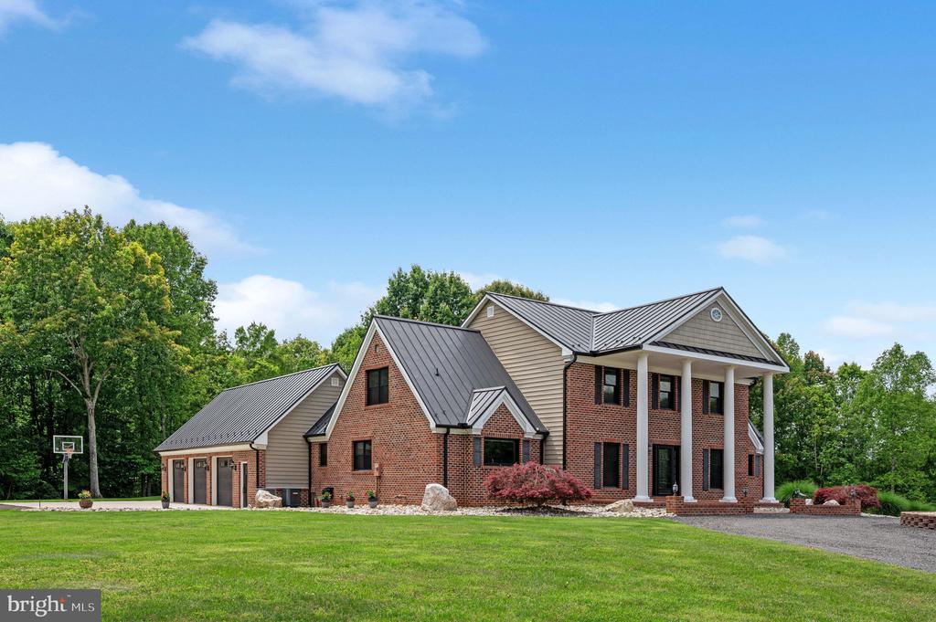 12048 BRISTERSBURG RD, MIDLAND, Virginia 22728, 4 Bedrooms Bedrooms, ,4 BathroomsBathrooms,Residential,12048 BRISTERSBURG RD,VAFQ2021736 MLS # VAFQ2021736 12048 BRISTERSBURG RD, MIDLAND, Virginia 22728, 4 Bedrooms Bedrooms, ,4 BathroomsBathrooms,Residential,12048 BRISTERSBURG RD,VAFQ2021736 MLS # VAFQ2021736