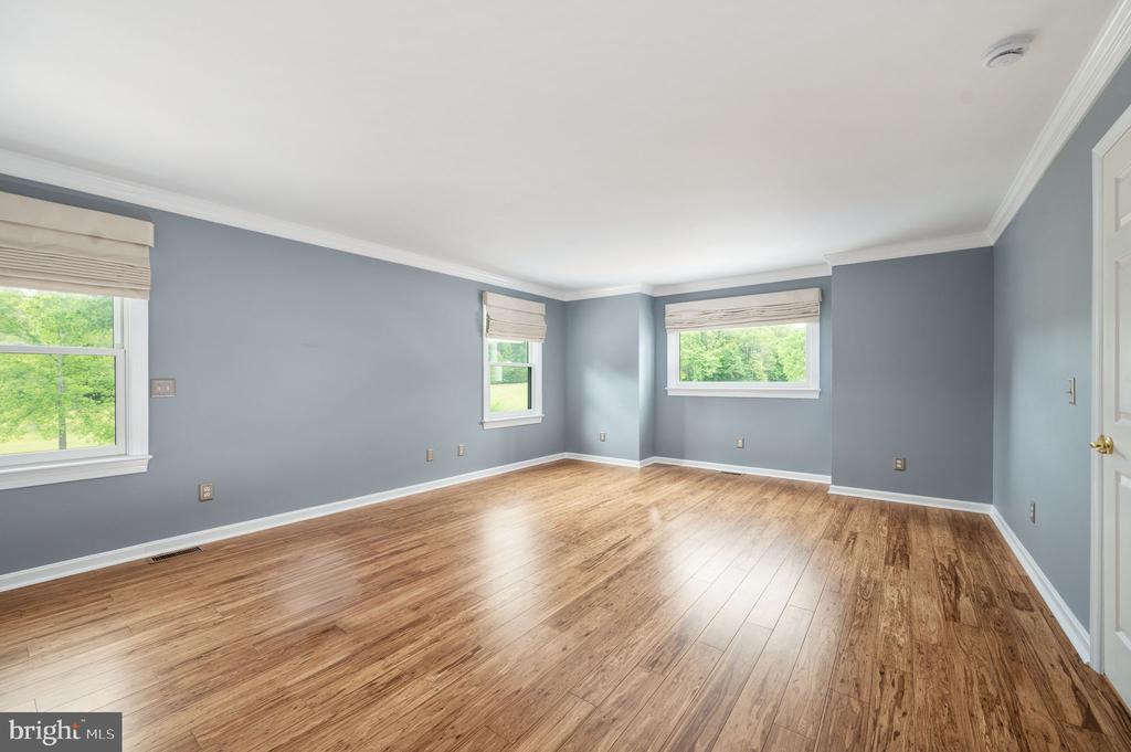 12048 BRISTERSBURG RD, MIDLAND, Virginia 22728, 4 Bedrooms Bedrooms, ,4 BathroomsBathrooms,Residential,12048 BRISTERSBURG RD,VAFQ2021736 MLS # VAFQ2021736 12048 BRISTERSBURG RD, MIDLAND, Virginia 22728, 4 Bedrooms Bedrooms, ,4 BathroomsBathrooms,Residential,12048 BRISTERSBURG RD,VAFQ2021736 MLS # VAFQ2021736