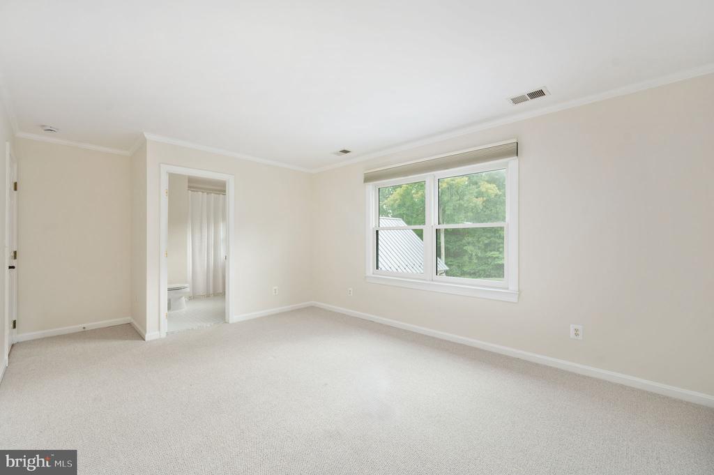 12048 BRISTERSBURG RD, MIDLAND, Virginia 22728, 4 Bedrooms Bedrooms, ,4 BathroomsBathrooms,Residential,12048 BRISTERSBURG RD,VAFQ2021736 MLS # VAFQ2021736 12048 BRISTERSBURG RD, MIDLAND, Virginia 22728, 4 Bedrooms Bedrooms, ,4 BathroomsBathrooms,Residential,12048 BRISTERSBURG RD,VAFQ2021736 MLS # VAFQ2021736
