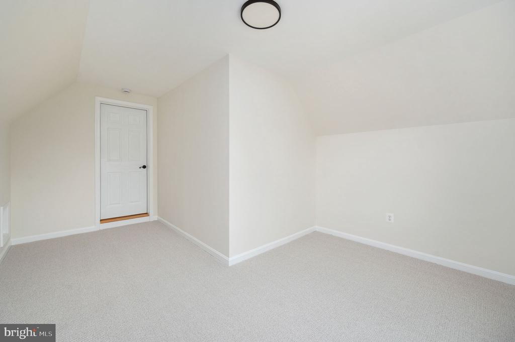 12048 BRISTERSBURG RD, MIDLAND, Virginia 22728, 4 Bedrooms Bedrooms, ,4 BathroomsBathrooms,Residential,12048 BRISTERSBURG RD,VAFQ2021736 MLS # VAFQ2021736 12048 BRISTERSBURG RD, MIDLAND, Virginia 22728, 4 Bedrooms Bedrooms, ,4 BathroomsBathrooms,Residential,12048 BRISTERSBURG RD,VAFQ2021736 MLS # VAFQ2021736