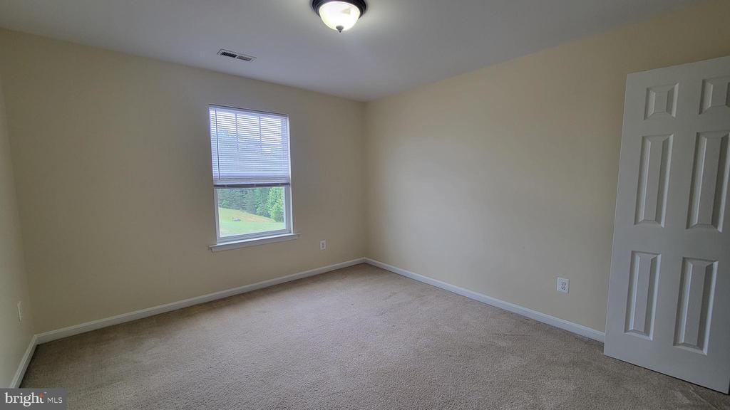 2360 SILVER FOX WAY, LOCUST GROVE, Virginia 22508, 3 Bedrooms Bedrooms, ,2 BathroomsBathrooms,Residential,2360 SILVER FOX WAY,VAOR2014072 MLS # VAOR2014072