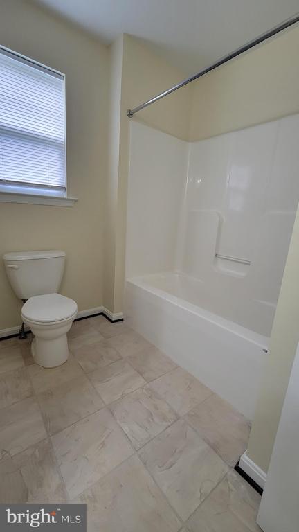 2360 SILVER FOX WAY, LOCUST GROVE, Virginia 22508, 3 Bedrooms Bedrooms, ,2 BathroomsBathrooms,Residential,2360 SILVER FOX WAY,VAOR2014072 MLS # VAOR2014072