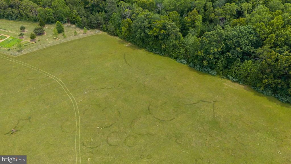 12501 W CATHARPIN RD, SPOTSYLVANIA, Virginia 22551, 4 Bedrooms Bedrooms, ,3 BathroomsBathrooms,Residential,12501 W CATHARPIN RD,VASP2042524 MLS # VASP2042524