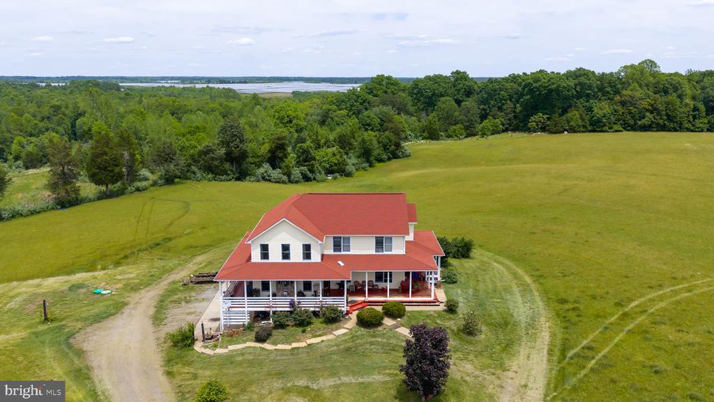 12501 W CATHARPIN RD, SPOTSYLVANIA, Virginia 22551, 4 Bedrooms Bedrooms, ,3 BathroomsBathrooms,Residential,12501 W CATHARPIN RD,VASP2042524 MLS # VASP2042524